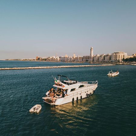 Discoverboat - Pita - Exclusive Boat&Breakfast Bari Exterior photo